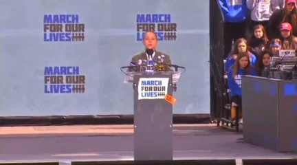 Emma Gonzales at March For Our Lives, text comment by Pedro Ferraz de Abreu